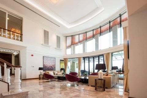 Penthouse in Bangkok, Thailand 4 Schlafzimmer № 181210 - Foto 8