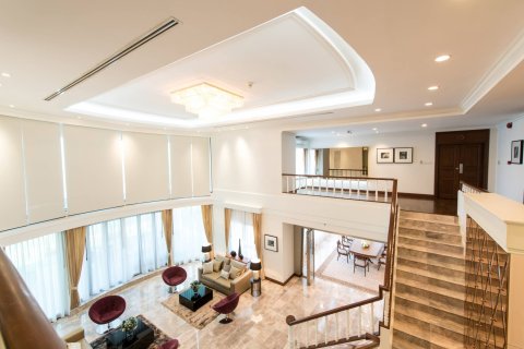 Penthouse in Bangkok, Thailand 4 Schlafzimmer № 181210 - Foto 10