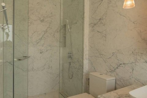 Condominio de 2 dormitorios en Bangkok, Tailandia № 181208 - foto 10