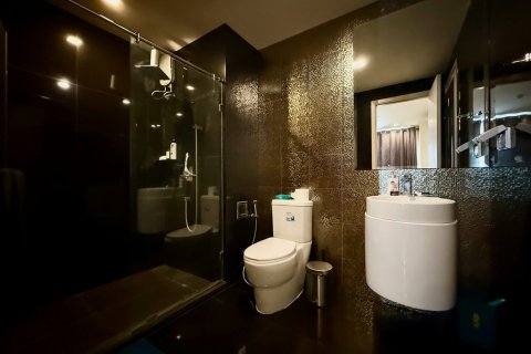 Condominio de 2 dormitorios en Bangkok, Tailandia № 65826 - foto 15