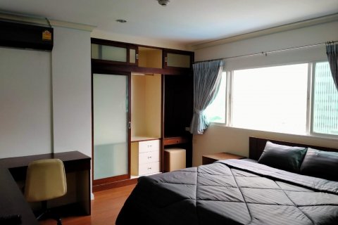 Condo in Bangkok, Thailand, 2 bedrooms  № 65830