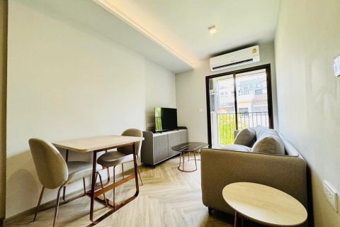 Studio in the Condo in Watthana, Bangkok, Thailand № 171564