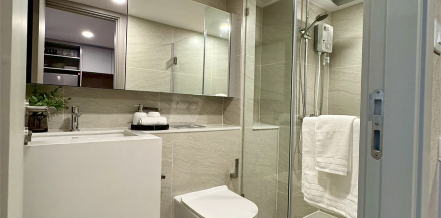Condominio de 1 dormitorio en Bangkok, Tailandia № 186983