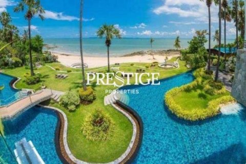 Condo in Pattaya, Thailand, 4 bedrooms  № 198447 - photo 25