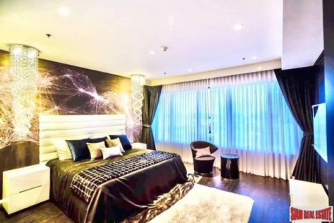 Apartamento de 3 dormitorios en Bangkok, Tailandia № 203315 - foto 5