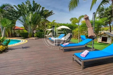 Chalet de 6 dormitorios en Rawai, Tailandia № 190783 - foto 8