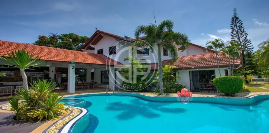 Chalet de 6 dormitorios en Rawai, Tailandia № 190783