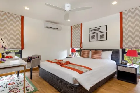 Chalet de 6 dormitorios en Phuket, Tailandia № 190781 - foto 14