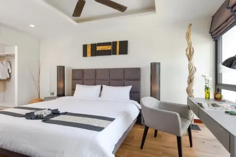 Chalet de 6 dormitorios en Phuket, Tailandia № 190781 - foto 12