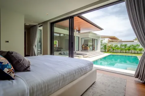 Chalet de 3 dormitorios en Phuket, Tailandia № 190786 - foto 12