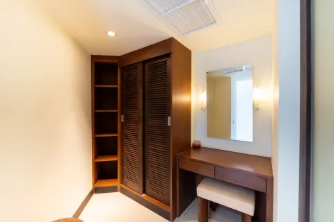 Chalet de 4 dormitorios en Patong, Tailandia № 190787 - foto 10