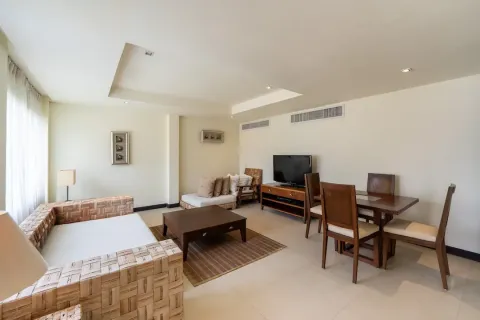 Chalet de 4 dormitorios en Patong, Tailandia № 190787 - foto 17