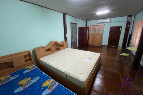 House in San Sai, Thailand 5 bedrooms № 200393 - photo 20