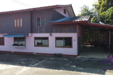 House in San Sai, Thailand 5 bedrooms № 200393 - photo 15