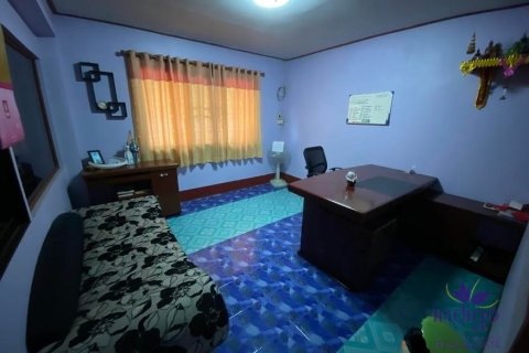 House in San Sai, Thailand 5 bedrooms № 200393 - photo 17