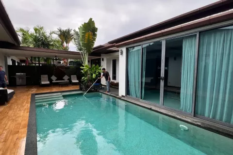 Chalet de 3 dormitorios en Phuket, Tailandia № 137293 - foto 7