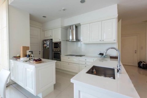 Condominio de 2 dormitorios en Bangkok, Tailandia № 143362 - foto 4