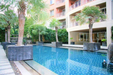 Condominio de 2 dormitorios en Bangkok, Tailandia № 143366 - foto 4