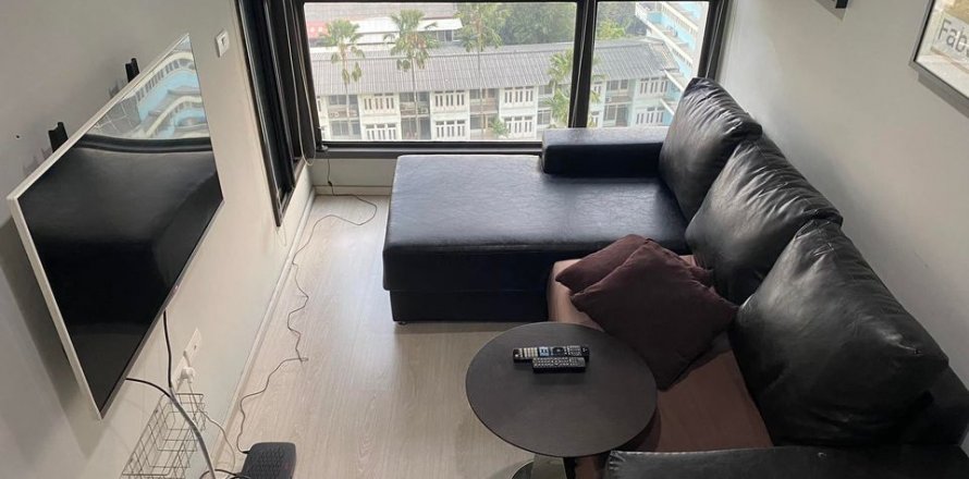 Condominio de 1 dormitorio en Phra Khanong, Bangkok, Tailandia № 143365