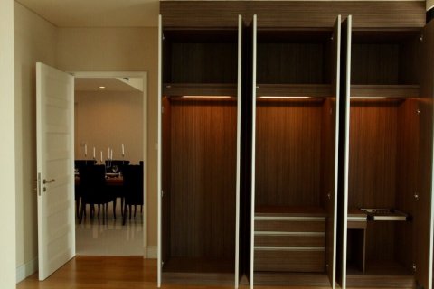 Condominio de 3 dormitorios en Bangkok, Tailandia № 143367 - foto 8