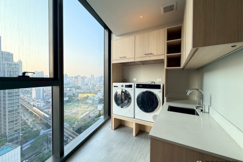 Condominio de 4 dormitorios en Bangkok, Tailandia № 190074 - foto 6
