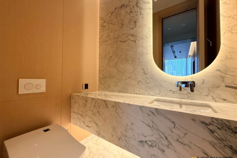 Condominio de 4 dormitorios en Bangkok, Tailandia № 190074 - foto 2
