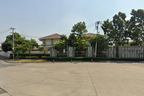 ЖК Baan Pruksa 63 в Ратхум Тхани, Таиланд № 59359
