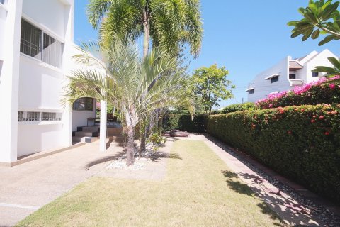 Villa in Hua Hin, Thailand 4 Schlafzimmer № 168504 - Foto 27