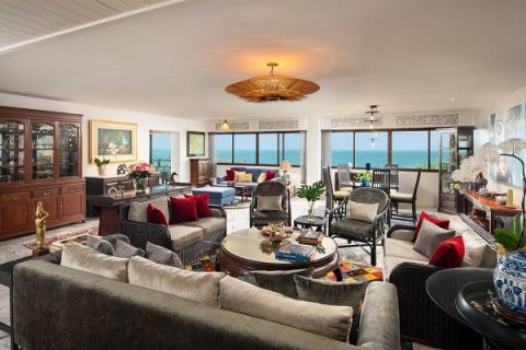 Condominio de 3 dormitorios en Hua Hin, Tailandia № 168501 - foto 2