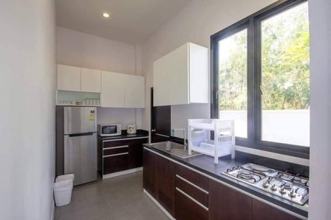 Chalet de 3 dormitorios en Hua Hin, Tailandia № 168503 - foto 8
