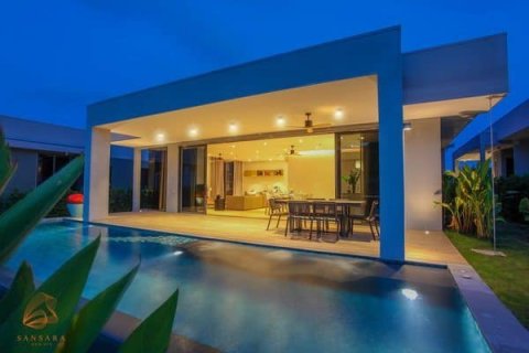 Chalet de 2 dormitorios en Hua Hin, Tailandia № 168500 - foto 4
