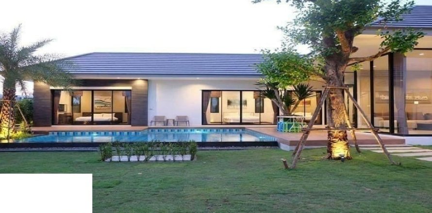 Chalet de 4 dormitorios en Hua Hin, Tailandia № 168499