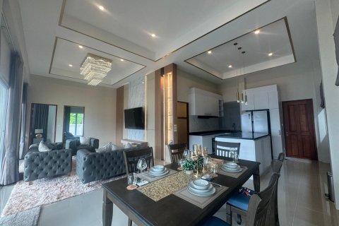 Casa de 3 dormitorios en Phuket, Tailandia № 149804