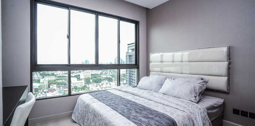 Condominio de 2 dormitorios en Bangkok, Tailandia № 186836