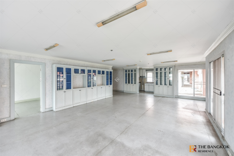 Condominio de 3 dormitorios en Bangkok, Tailandia № 186840 - foto 6