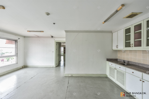 Condominio de 3 dormitorios en Bangkok, Tailandia № 186840 - foto 10