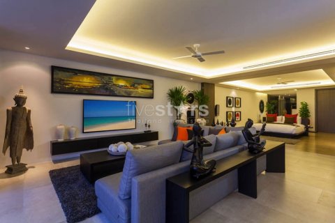 Condominio de 2 dormitorios en Phuket, Tailandia № 67047 - foto 3