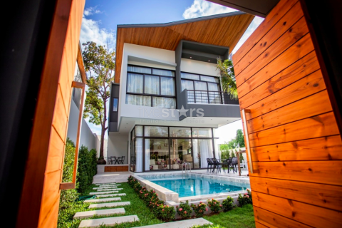Casa de 3 dormitorios en Phuket, Tailandia № 67049 - foto 3