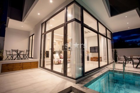 Casa de 3 dormitorios en Phuket, Tailandia № 67049 - foto 10