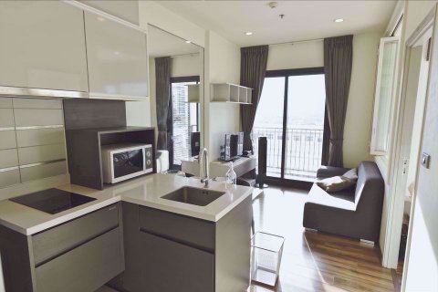 Condo à Bangkok, Thaïlande, 1 chambre à Wyne Sukhumvit  № 111399