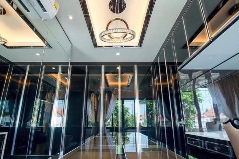 Condominio de 4 dormitorios en Bang Bon, Bangkok, Tailandia № 133966 - foto 16
