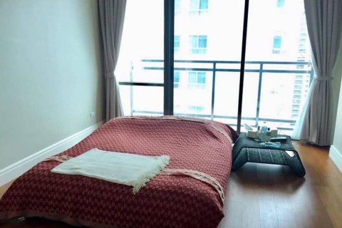 Condominio de 3 dormitorios en Khlong Toei, Bangkok, Tailandia № 133963 - foto 4