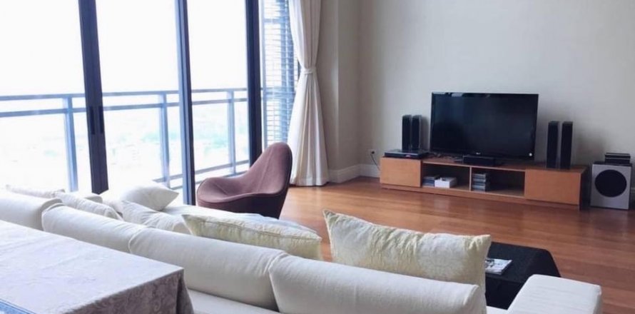 Condominio de 3 dormitorios en Khlong Toei, Bangkok, Tailandia № 133963