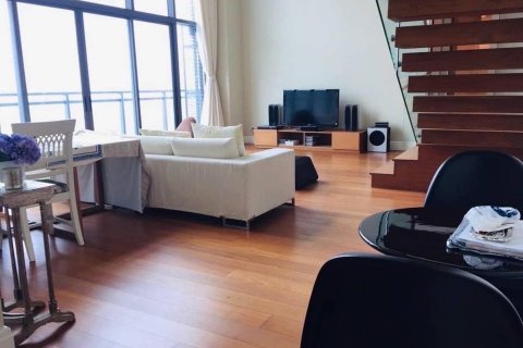Condominio de 3 dormitorios en Khlong Toei, Bangkok, Tailandia № 133963 - foto 10