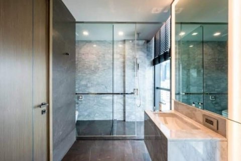 Condominio de 2 dormitorios en Watthana, Bangkok, Tailandia № 133967 - foto 9