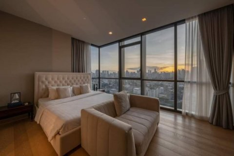 Condominio de 2 dormitorios en Watthana, Bangkok, Tailandia № 133967 - foto 4