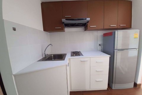 Condominio de 2 dormitorios en Chatuchak, Bangkok, Tailandia № 48052 - foto 7