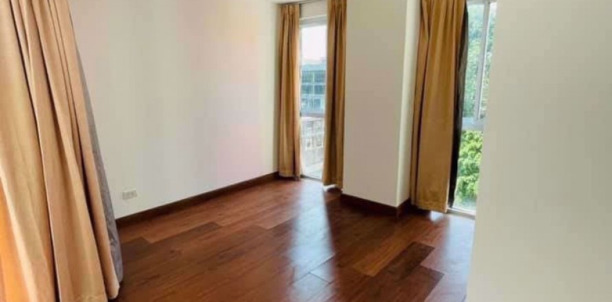 Condominio de 2 dormitorios en Chatuchak, Bangkok, Tailandia № 48052