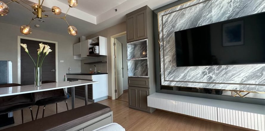 Apartment in Pattaya, Thailand 2 rooms № 159750