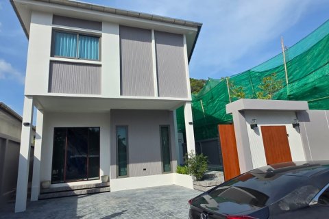 Villa in Pattaya, Thailand 3 bedrooms № 159882